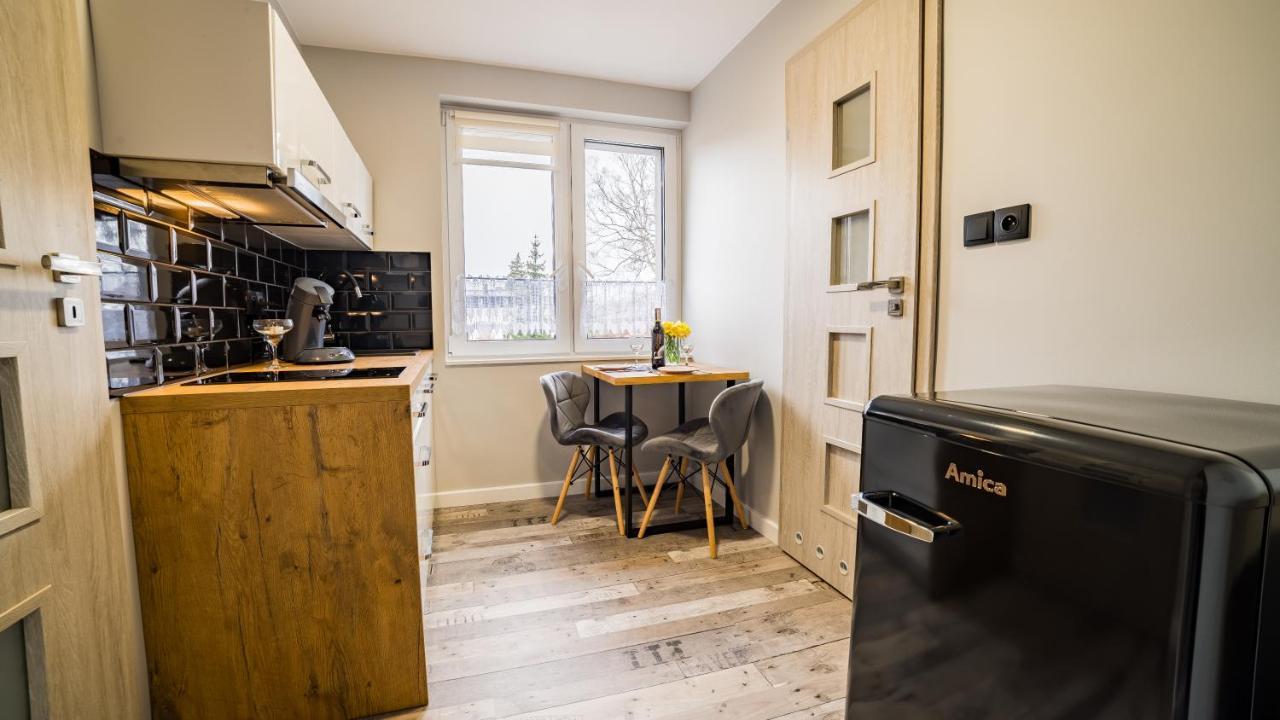 Apartamenty Silvana 코바리 외부 사진