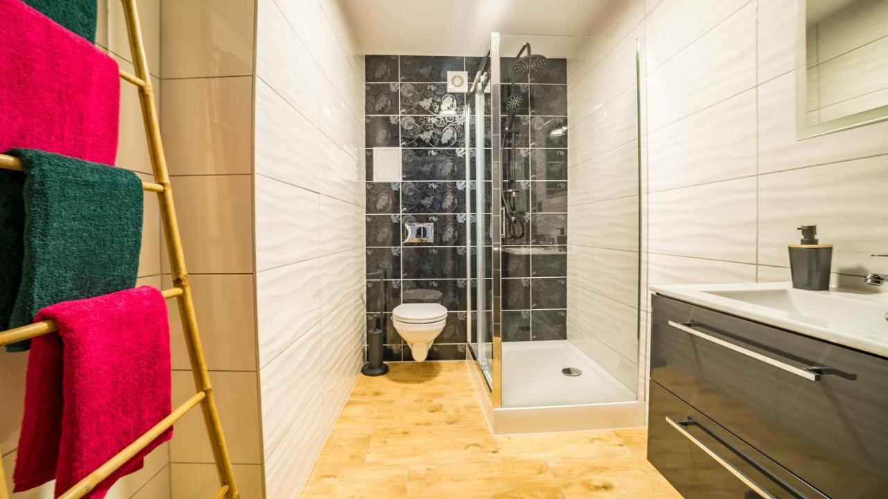 Apartamenty Silvana 코바리 외부 사진